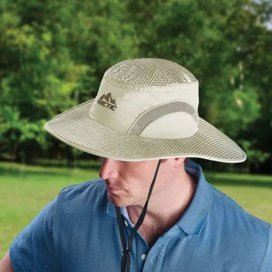 Beat the Heat: Why the Arctic Hat Is a Summer Game-Changer